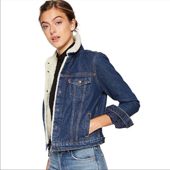 Levi's Jackets & Blazers - Levi’s Original Sherpa Trucker Jacket Size S